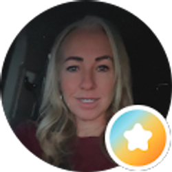 Profile photo of Amy LeVar