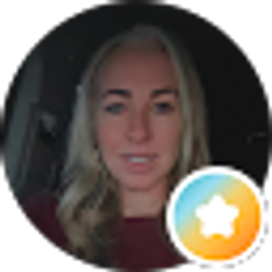 Profile photo of Amy LeVar