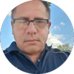 Profile photo of Dennis Cajas