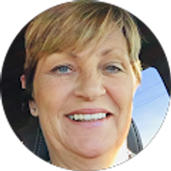 Profile photo of Roxanne Schiffbauer-Sposato