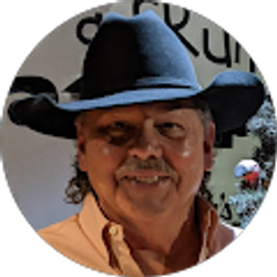 Profile photo of Dennis Hutto