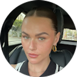 Profile photo of Shannon Doyle