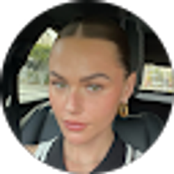 Profile photo of Shannon Doyle