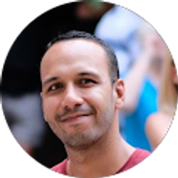 Profile photo of Alex Rocha