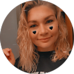 Profile photo of Jenna Oenbring