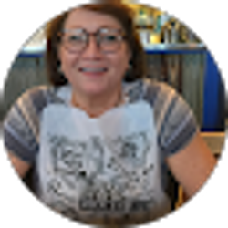 Profile photo of Vicki Raub
