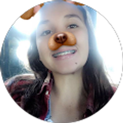 Profile photo of Lauryn Snyder