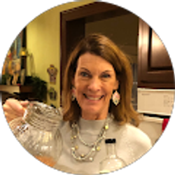 Profile photo of Laura Sloan