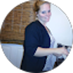 Profile photo of Lindsey Mckenzie