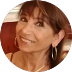 Profile photo of Viviana Salomon