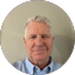 Profile photo of Dan Strayer