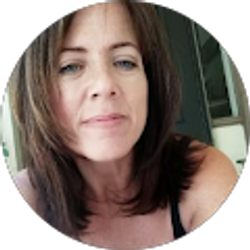 Profile photo of su Cronk