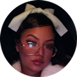 Profile photo of Alejandra Romero1031