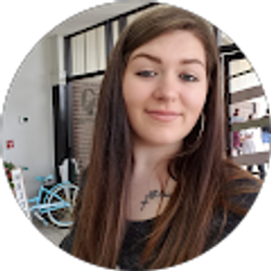 Profile photo of Taylor Ray