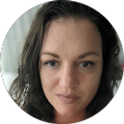 Profile photo of Lisa Pierce