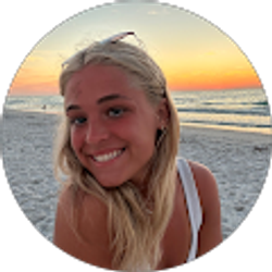 Profile photo of Lexi Collins