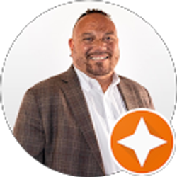 Profile photo of josh smiling