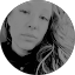 Profile photo of Rhiannon Queen