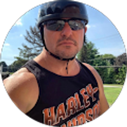 Profile photo of Larry zellman