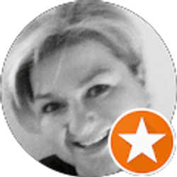 Profile photo of Suzi Carragher