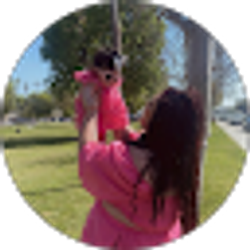 Profile photo of Dee