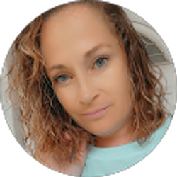 Profile photo of Victoria Woods