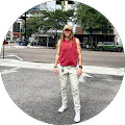 Profile photo of Mimi Maggard