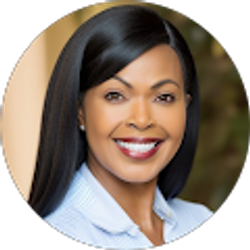 Profile photo of Valerie Anders