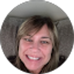 Profile photo of Denise Schmiade