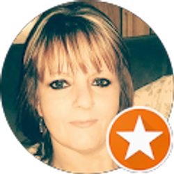 Profile photo of Lindsey Ward