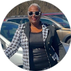 Profile photo of Janice Hayden