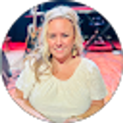 Profile photo of LeAnna Obermeyer
