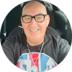 Profile photo of Mario Samayoa