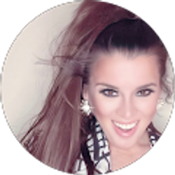 Profile photo of Paola Alonso