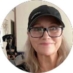 Profile photo of Vicki Adams