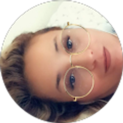 Profile photo of Ivonne Fry