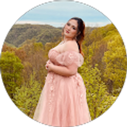 Profile photo of Lillian Underwood