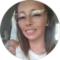 Profile photo of Janice Lee