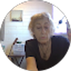 Profile photo of naomi fishman