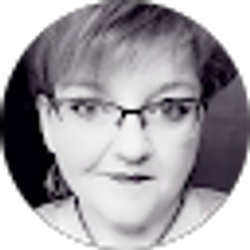Profile photo of Paula Perry