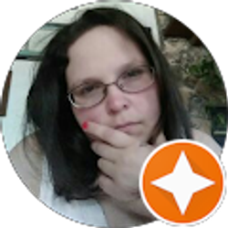 Profile photo of Ashley Cinnamon