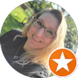 Profile photo of Amanda Hendrix