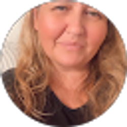 Profile photo of Rebeca Baraiac