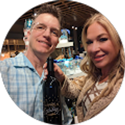 Profile photo of Thomas and Jaime