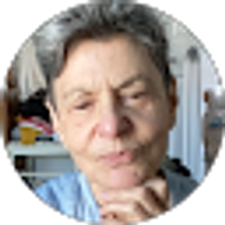 Profile photo of Laura Albert