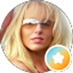 Profile photo of Lauren Eileen