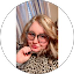 Profile photo of Stephanie Dew