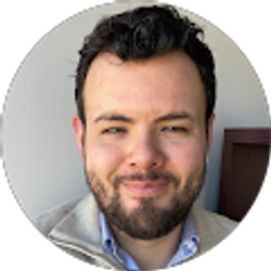 Profile photo of Taylor Bauer