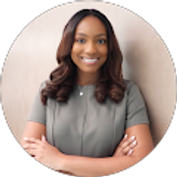 Profile photo of Sydney Warner