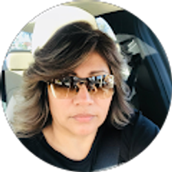 Profile photo of Gloria Casillas